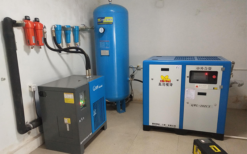 權(quán)偉永磁變頻螺桿空壓機(jī)為江蘇科創(chuàng)醫(yī)療用品有限公司保駕護(hù)航