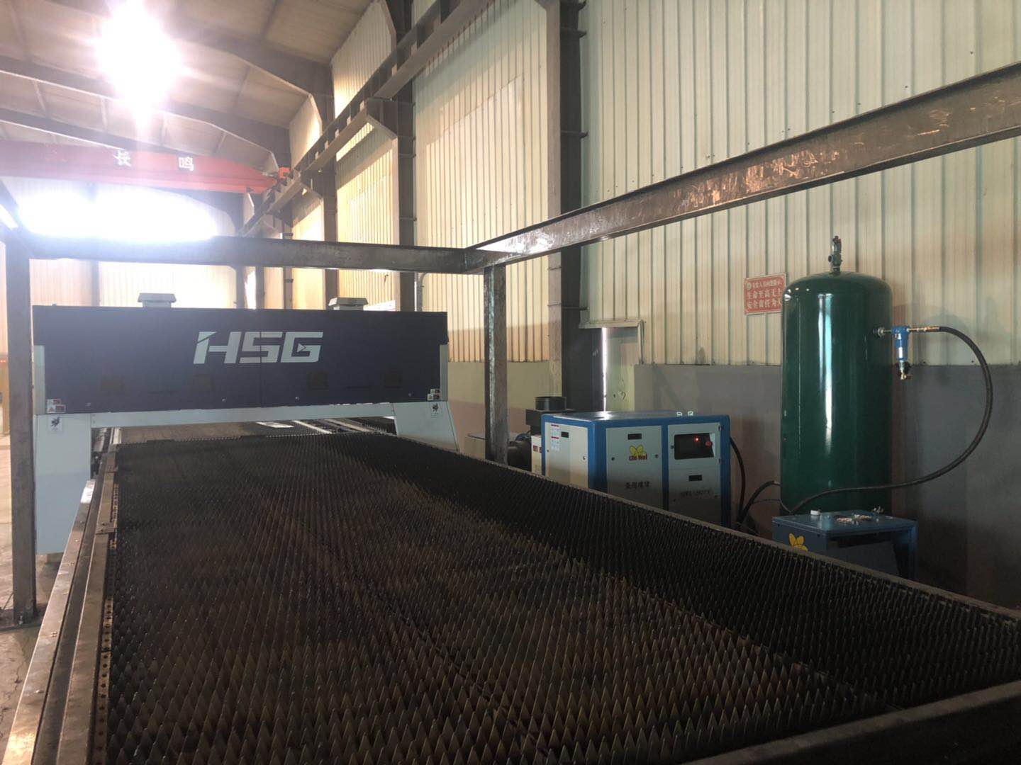 激光切割螺桿空壓機(jī) 激光切割螺桿空壓機(jī)